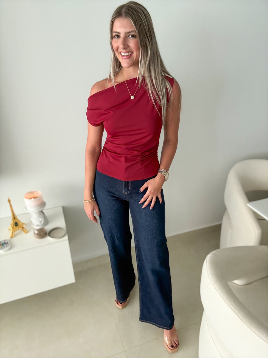 BURGUNDY ONE SHOULDER TOP