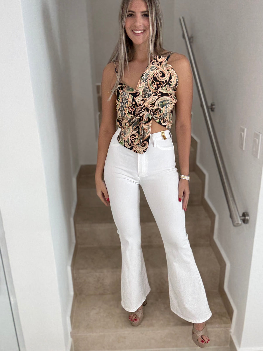 WHITE SLIM STRETCHY FLARE JEANS