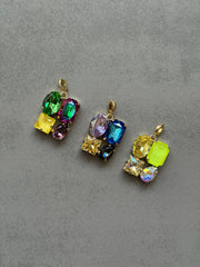 CLUSTER PENDANT