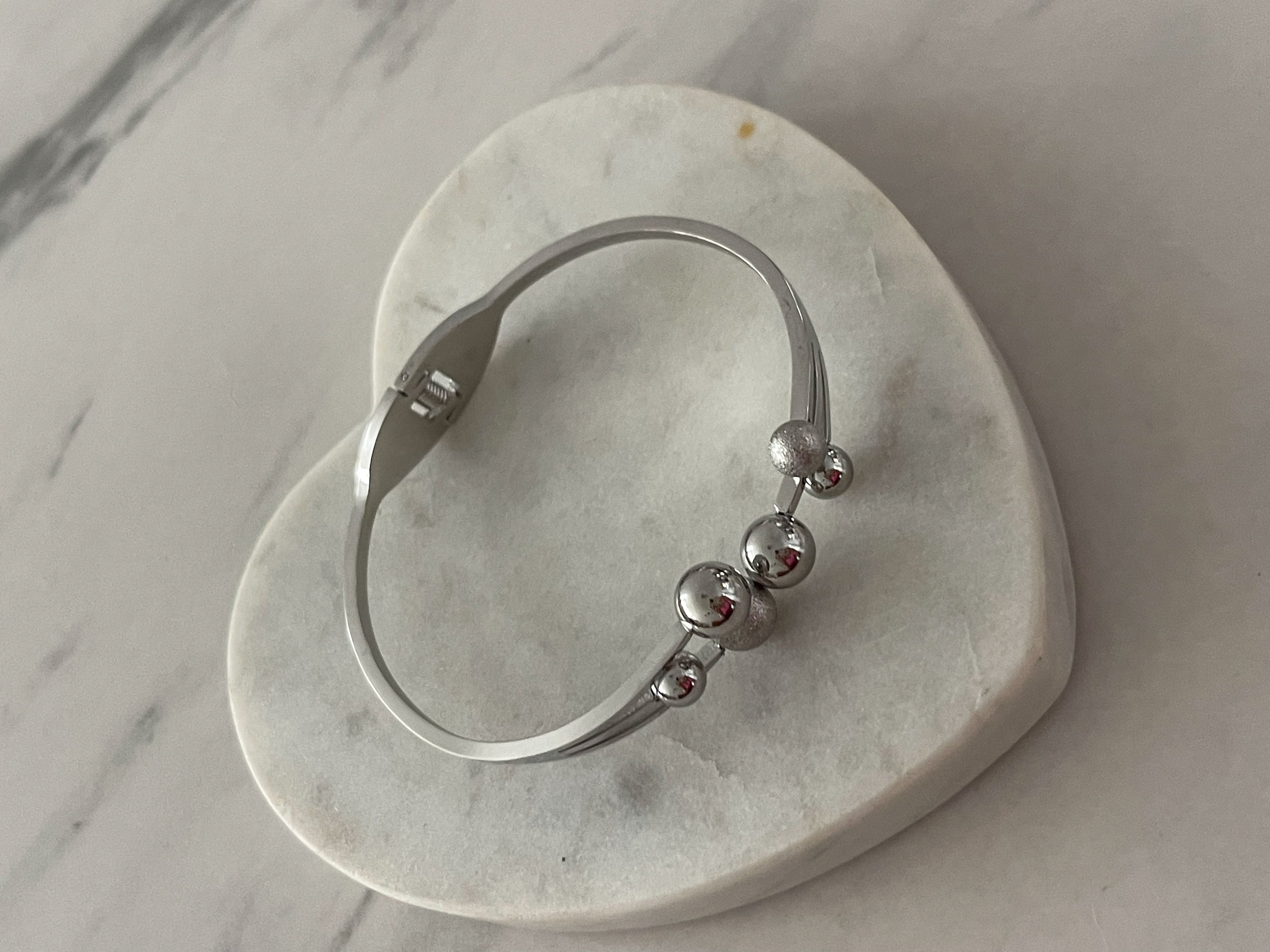 SILVER MIX BALL BANGLE