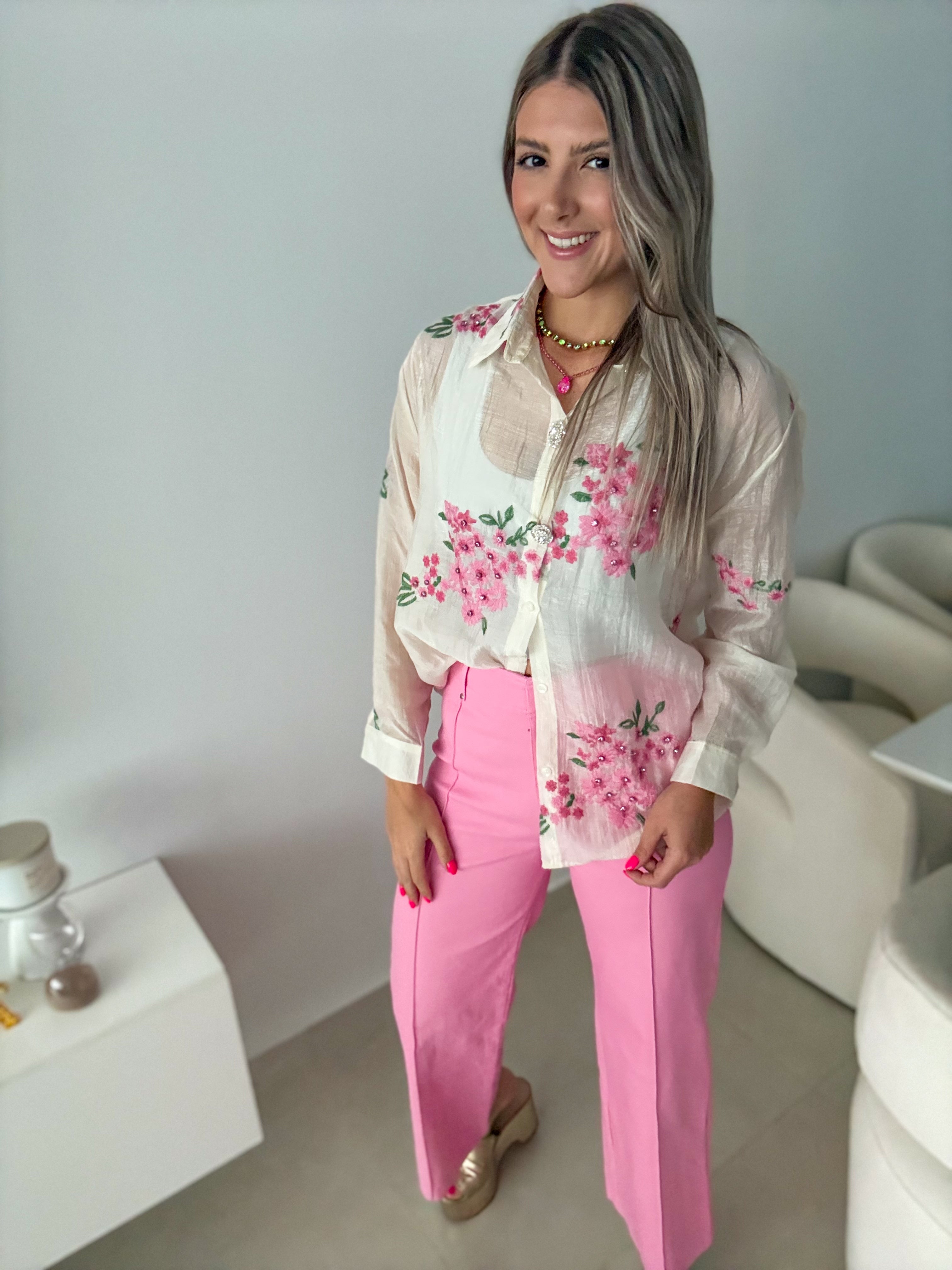 PINK FLOWER DETAILED BLOUSE