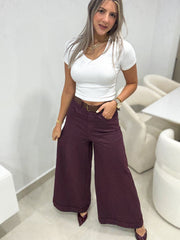 BURGUNDY WIDE LEG STRETCHY PANTS