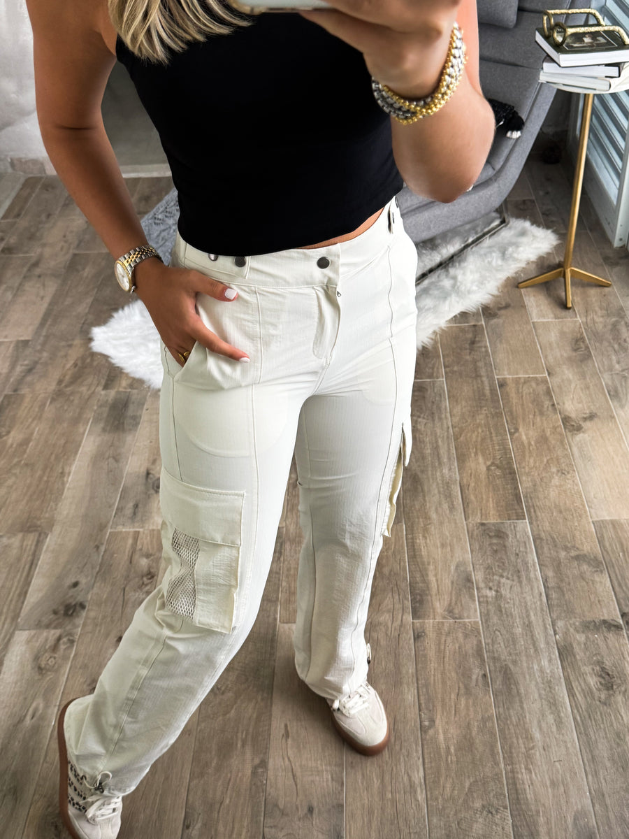 BONE WHITE CARGO PANTS