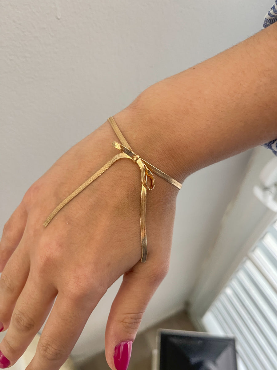 GOLD BOW SNAKE CHAIN BRACELET