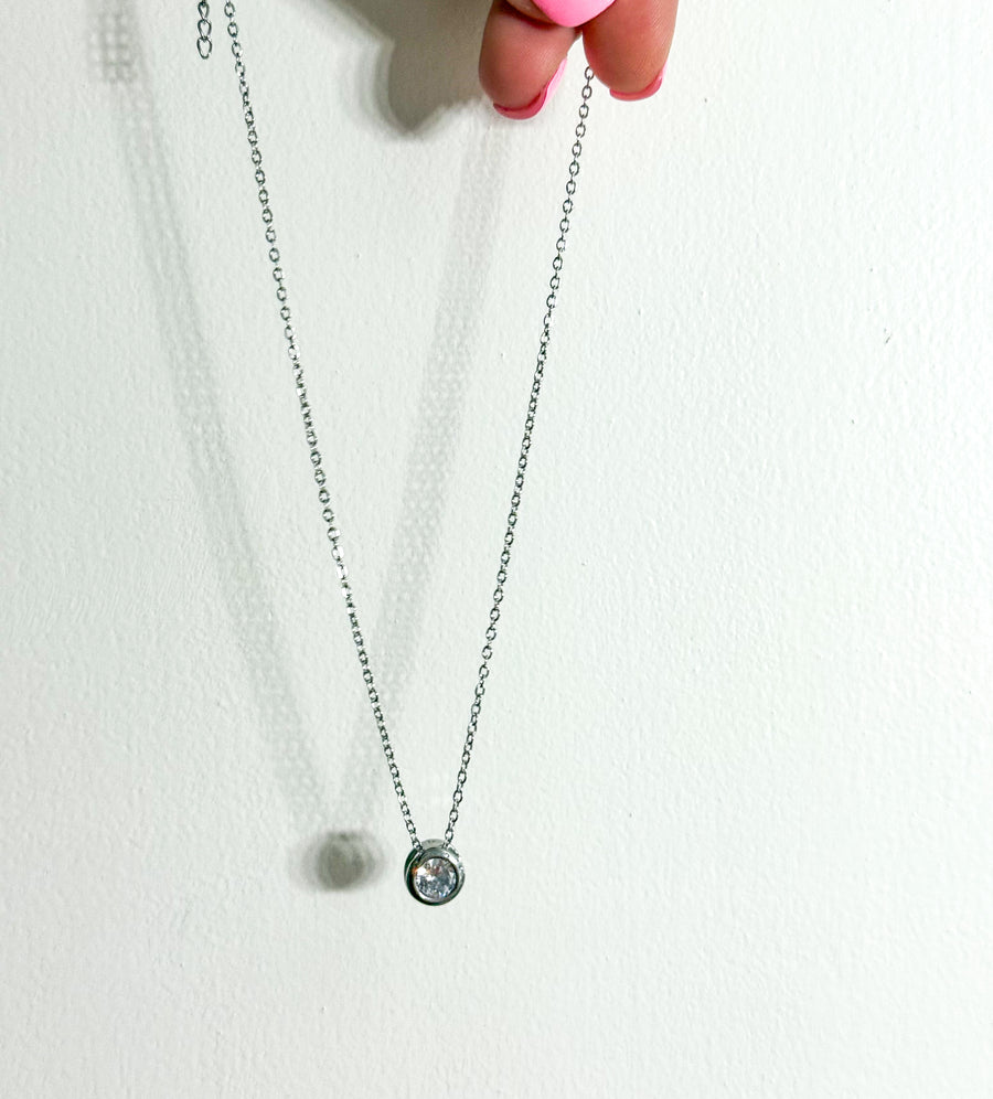 SILVER ROUND ZIRCONIA NECKLACE