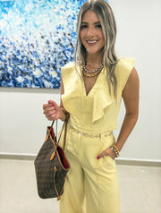 BUTTER YELLOW/WHITE STITCH RUFFLE V-NECK TOP