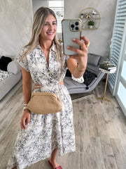 *PRE-ORDER* KHAKI FAUX STRAW CLUTCH BAG