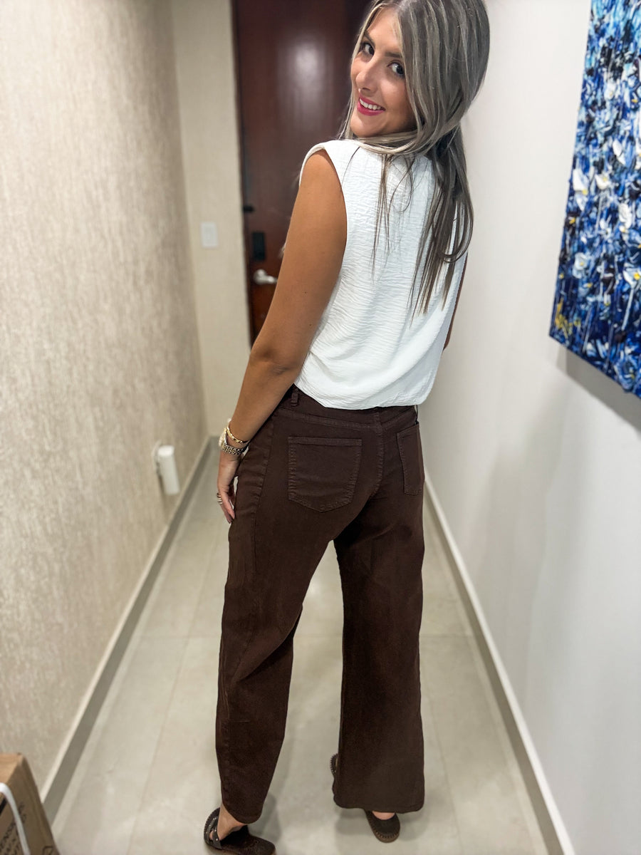 BROWN MID-RISE FLARE JEANS