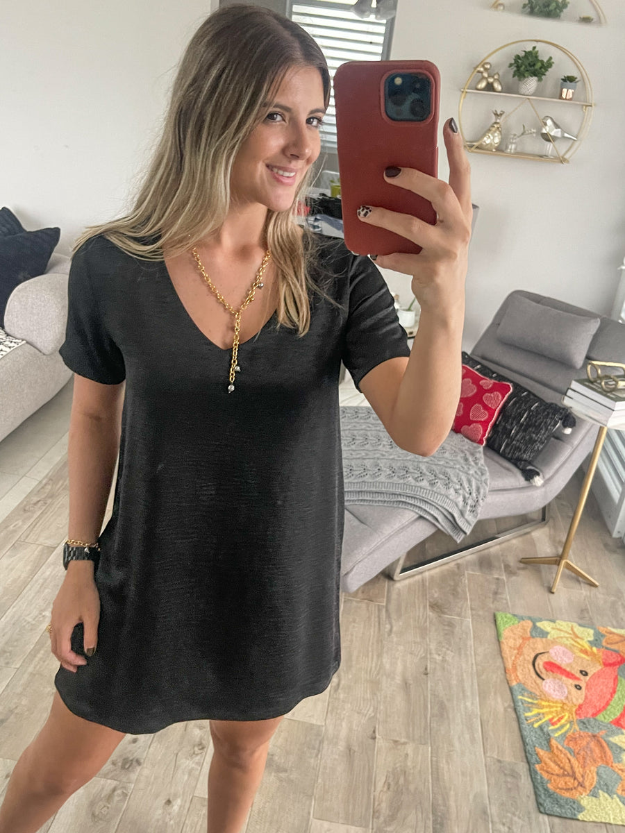 BLACK SATIN SHORT SLEEVE DRESS
