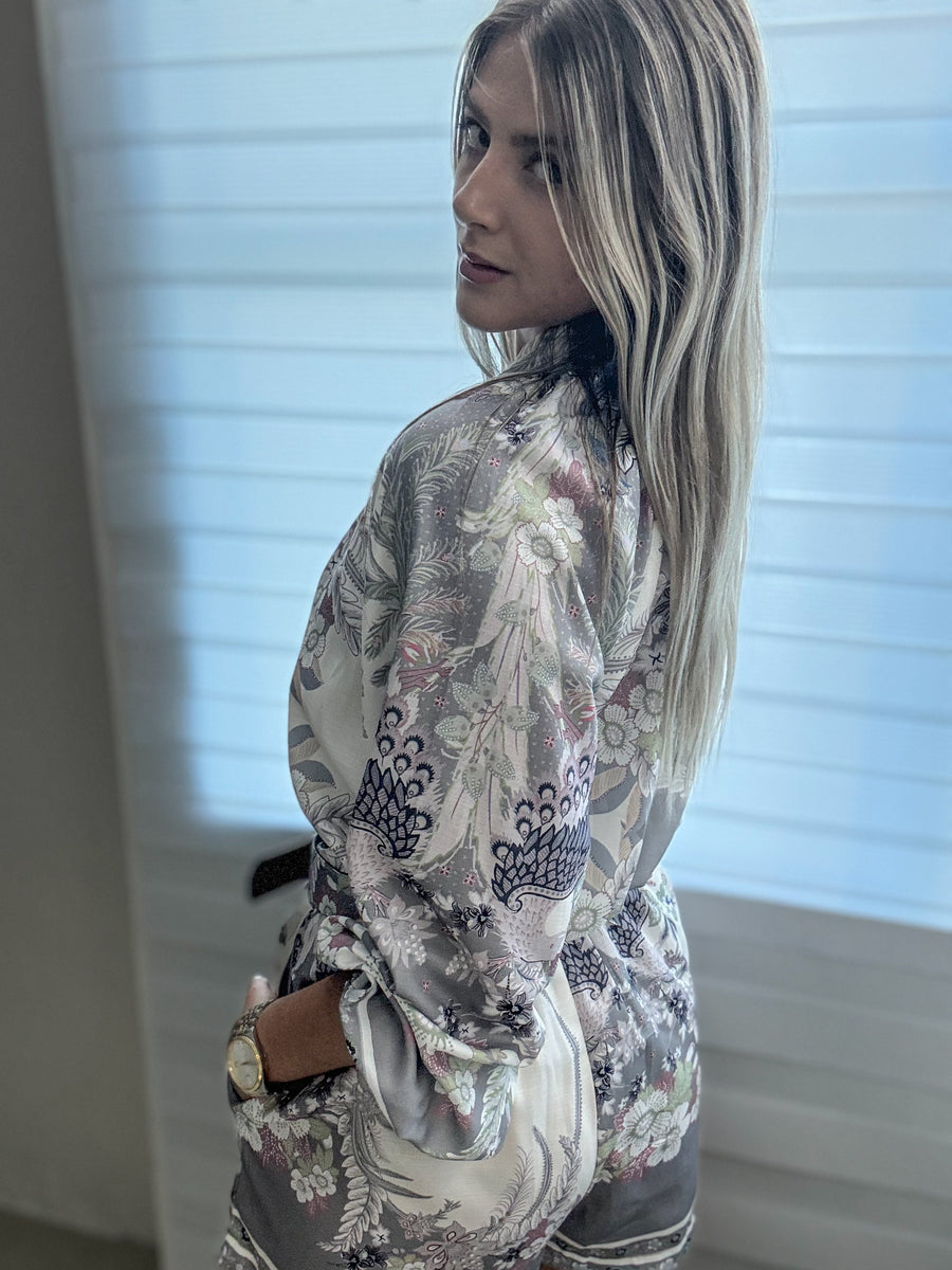 GRAY PRINTED LONG SLEEVE TOP AND SHORTS SET