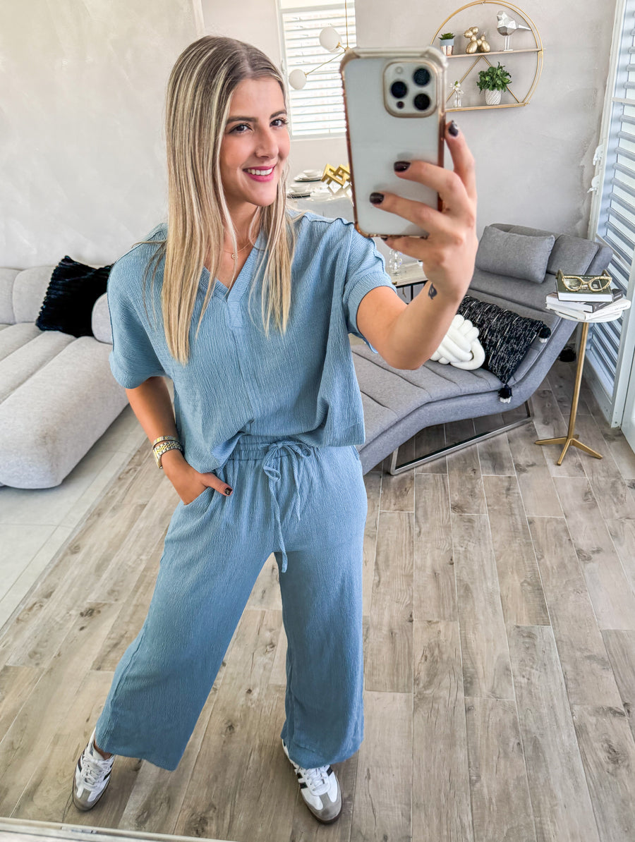 LIGHT BLUE TRAVEL SET