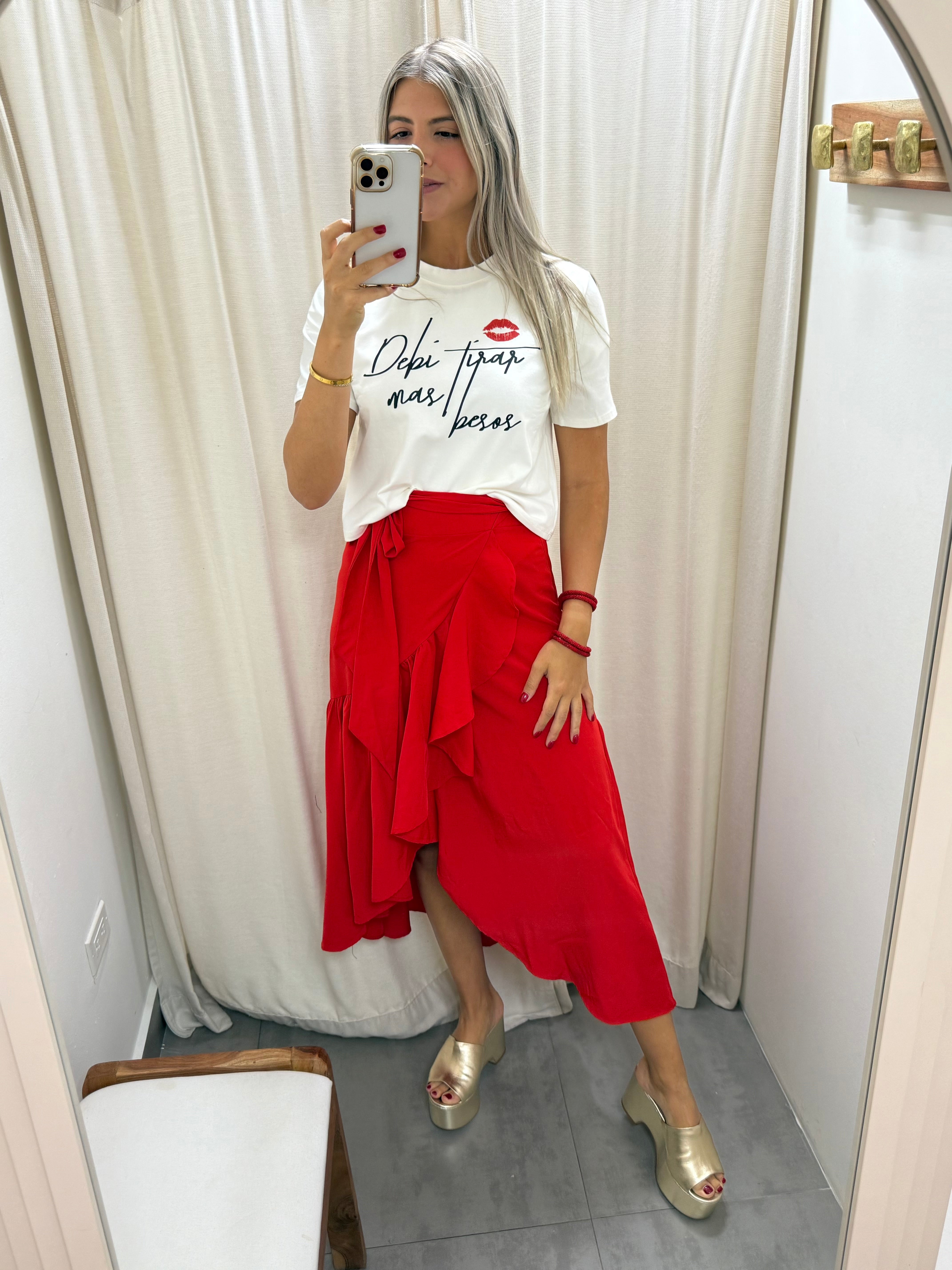 "DEBÍ TIRAR MÁS BESOS" T-SHIRT