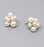 GOLD PEARL STUDS