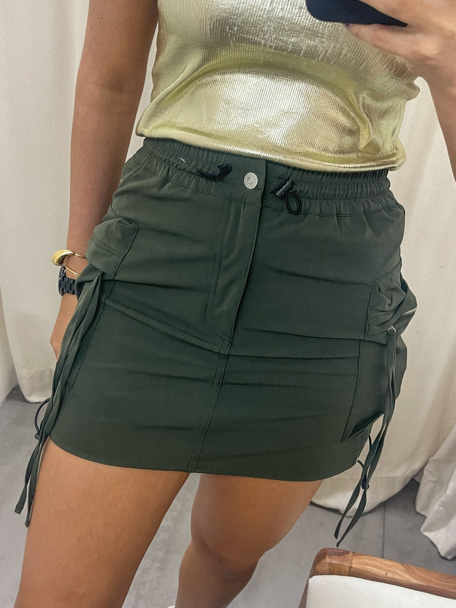 OLIVE STRETCHY SKORT