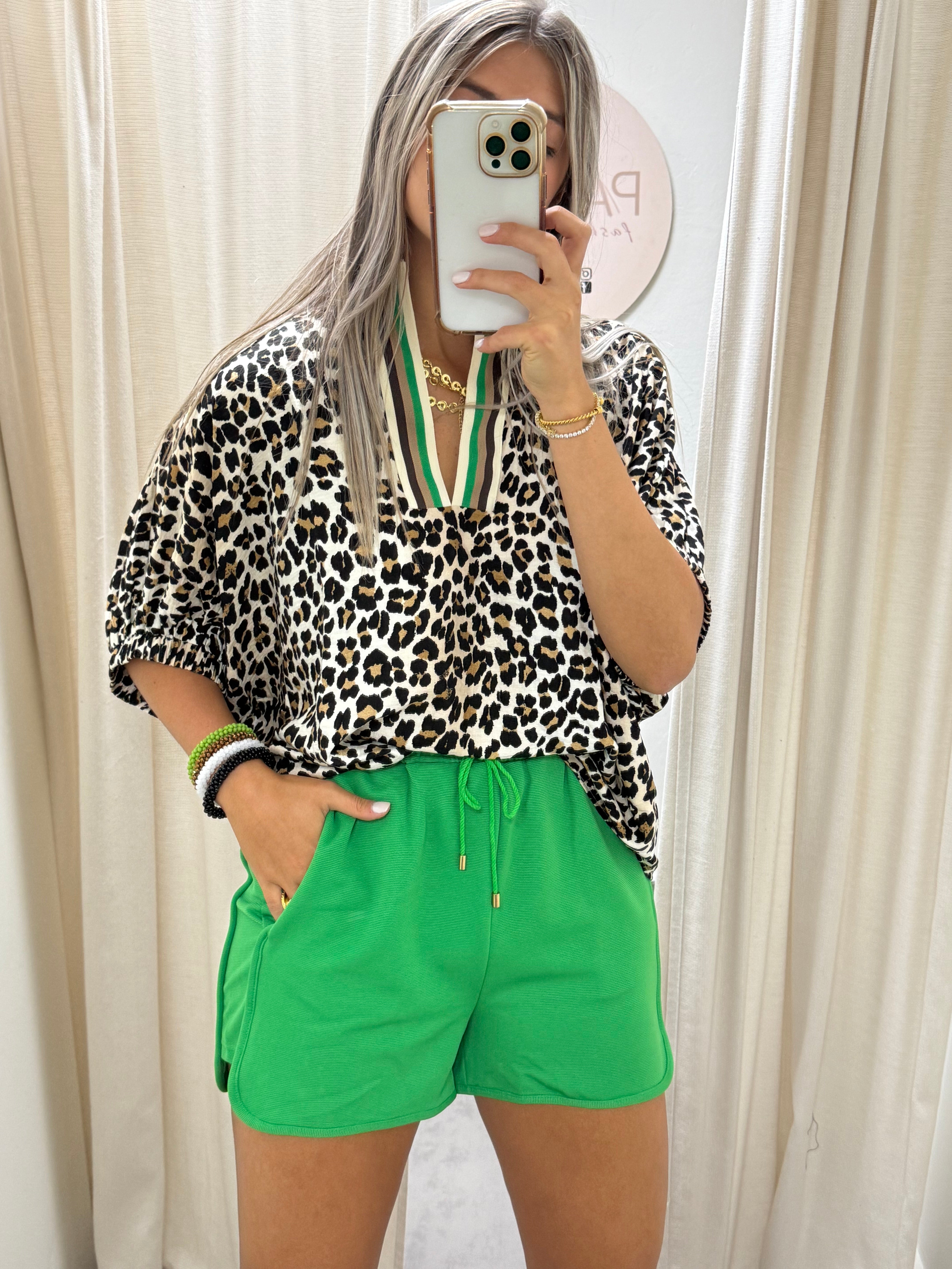 KELLY GREEN SHORTS