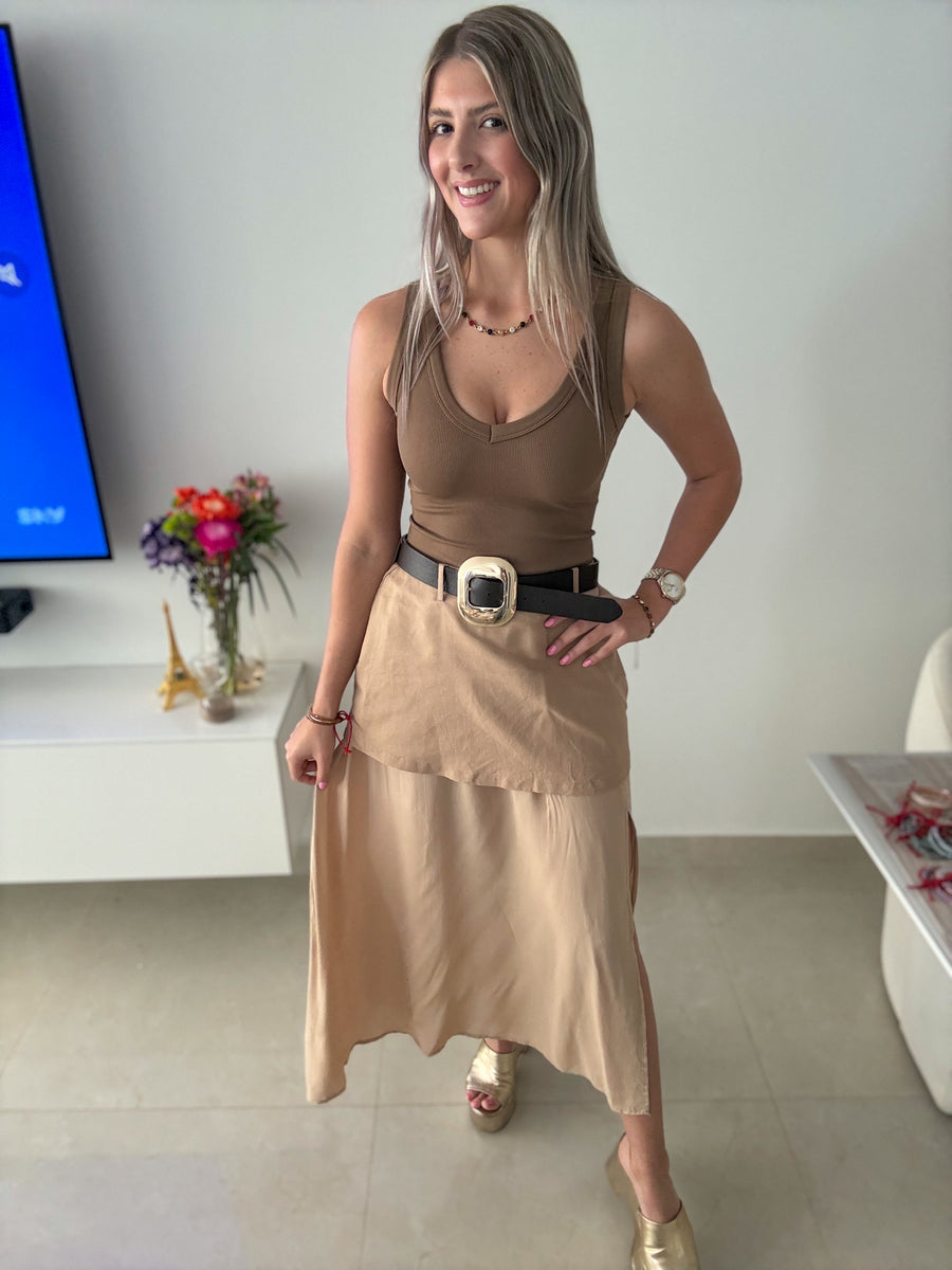 LATTE BELTED SKIRT