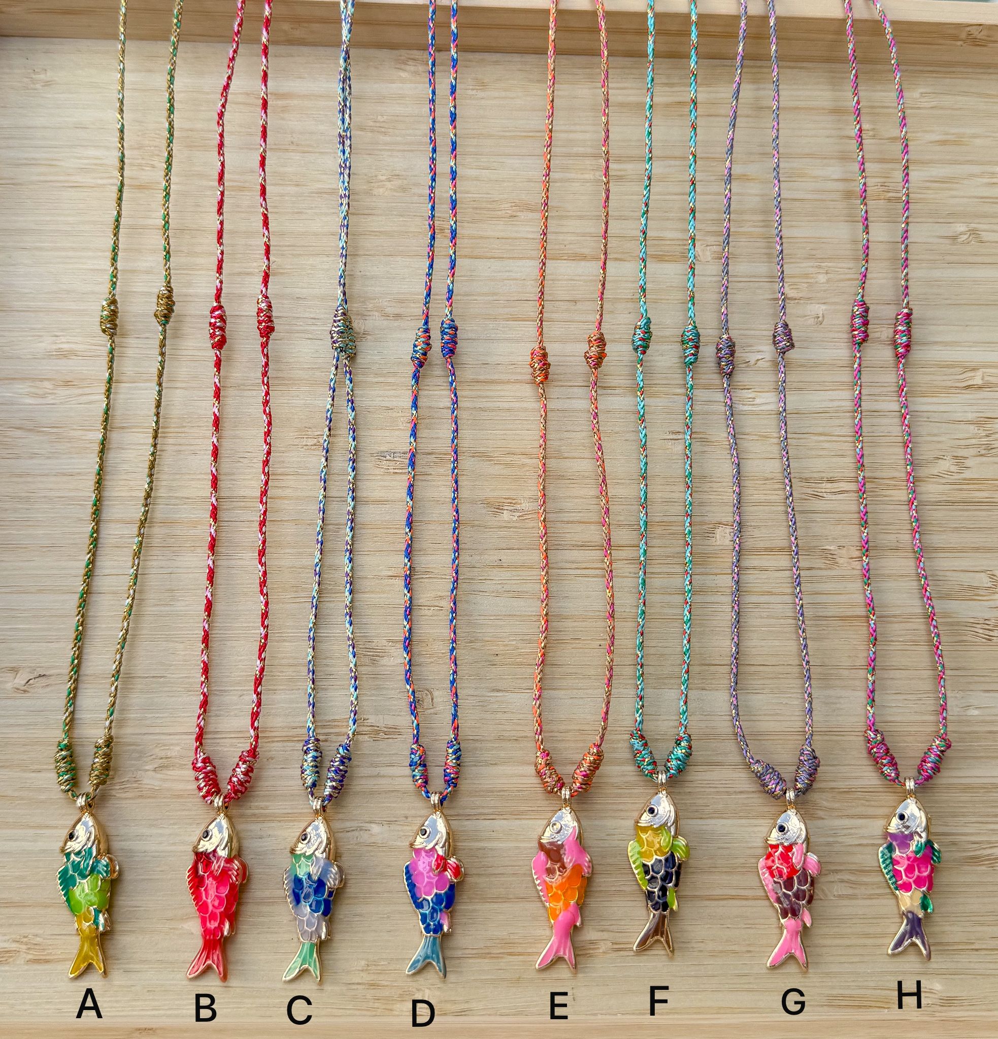 MULTICOLOR THREAD FISHY NECKLACES