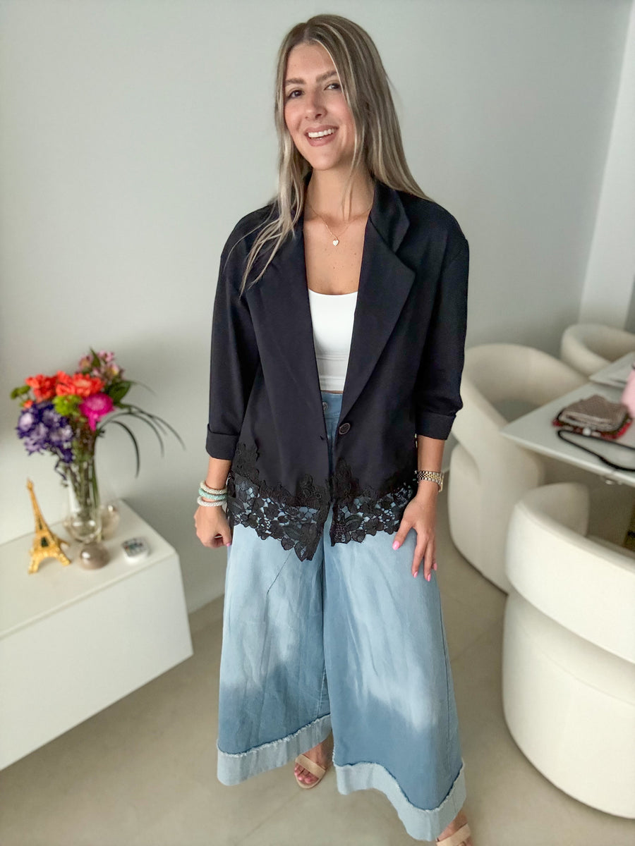 NAVY/BLACK LACE STRETCHY BLAZER