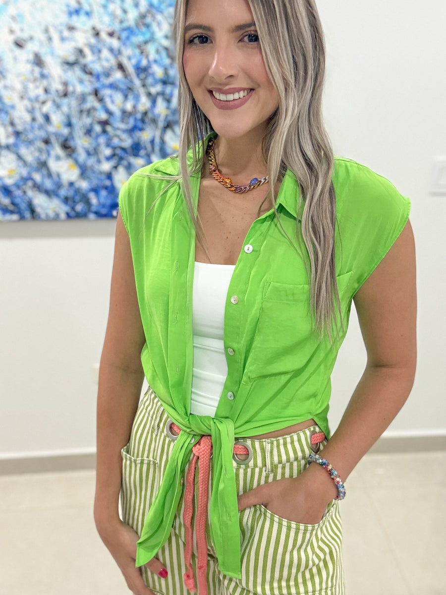 NEÓN GREEN SILKY SLEEVELESS BLOUSE