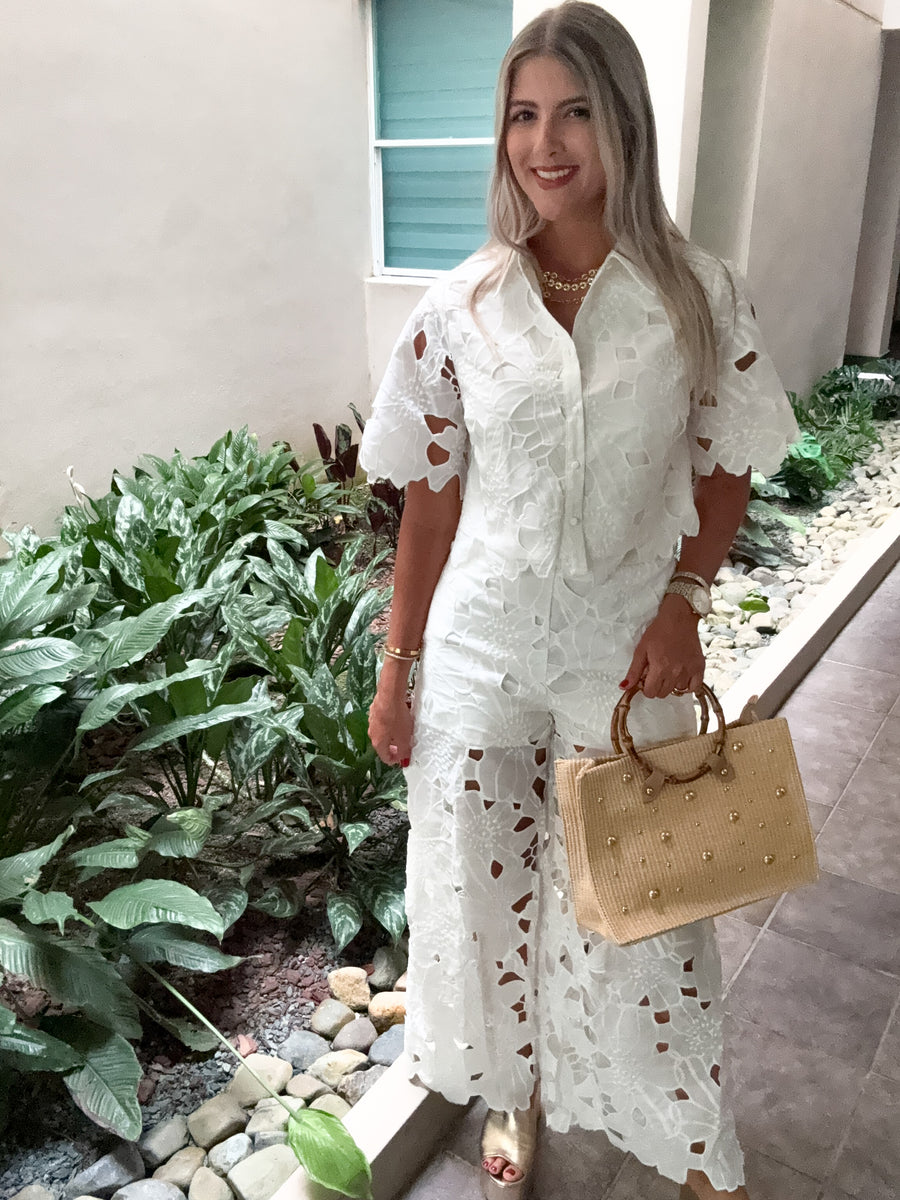 OFF WHITE FLORAL LACE BLOUSE