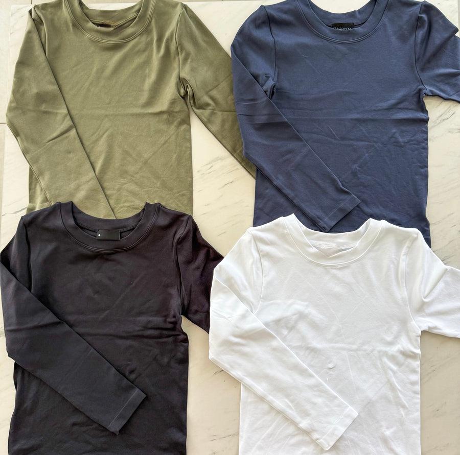 ONE SIZE LONG SLEEVE BASIC TOP