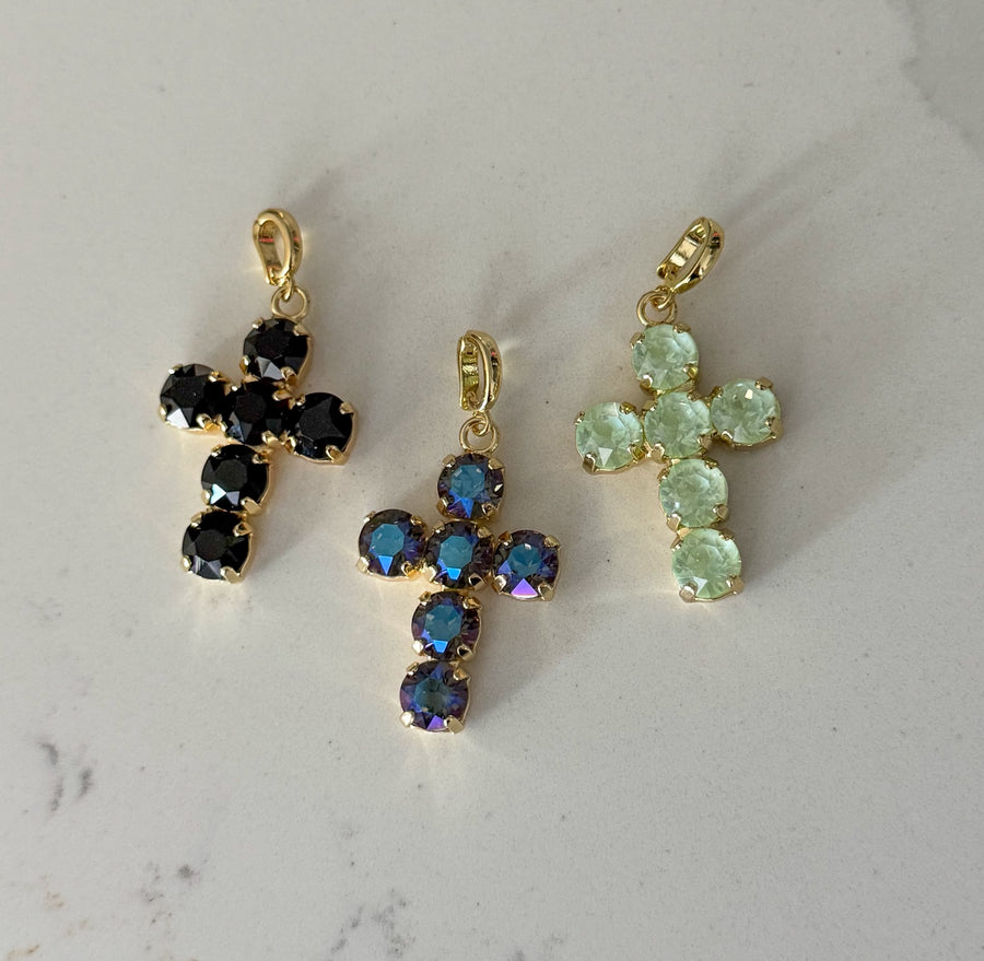 SMALL CROSS PENDANT