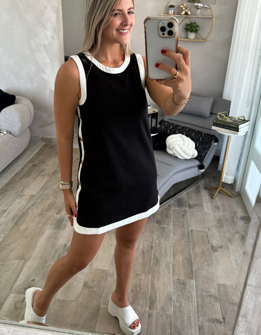 BLACK SIDE TRACK LINE STUDDED SHORT DRESS