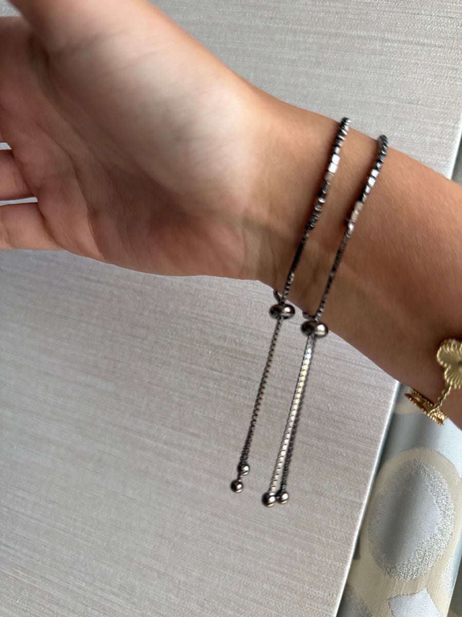 BLACK/BLACK RHINESTONES ADJUSTABLE BRACELET