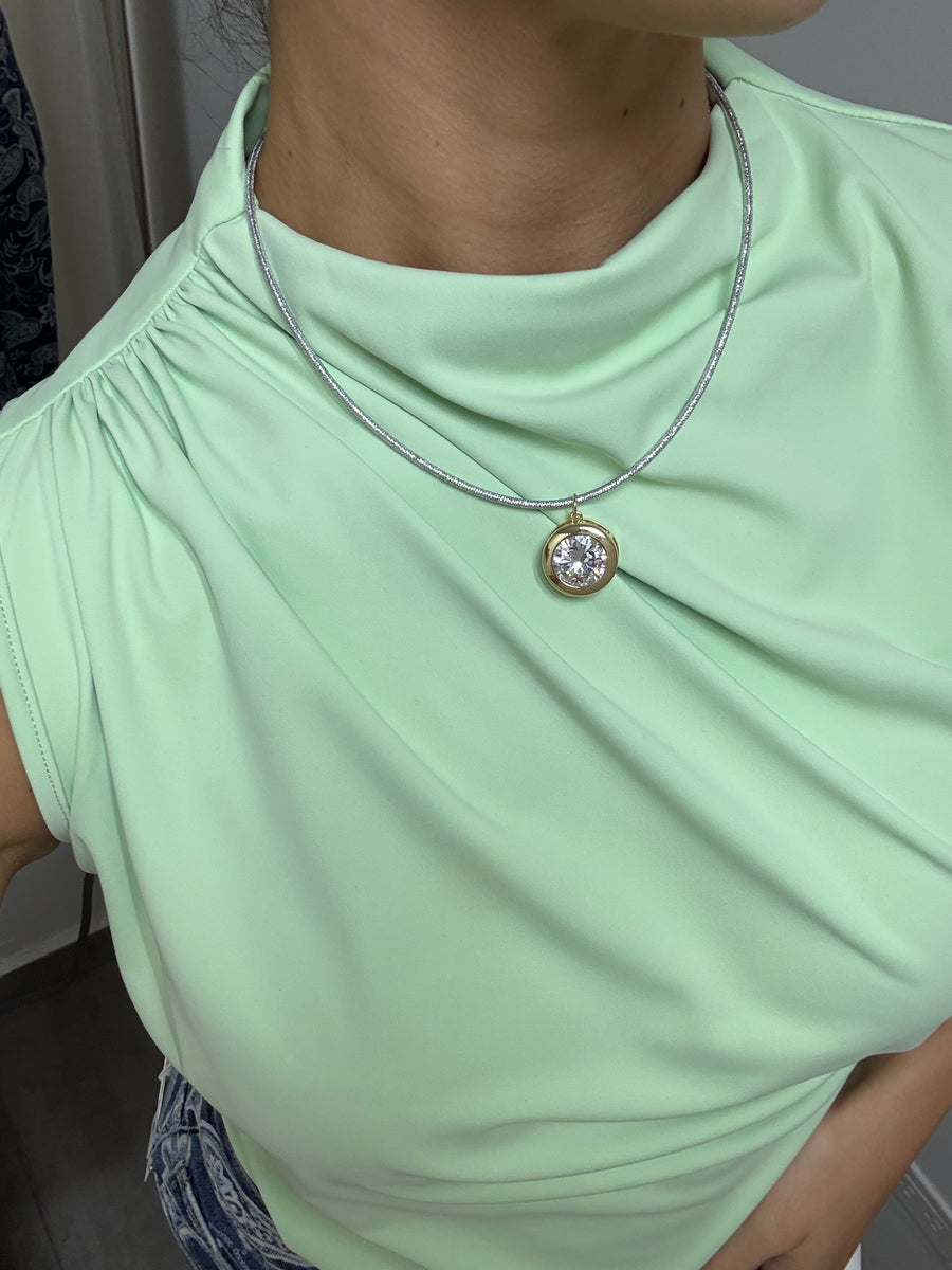 MAGNETIC NECKLACE