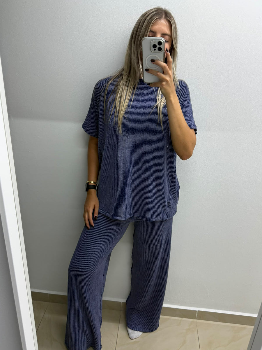 PIA BLUE TRAVEL SET
