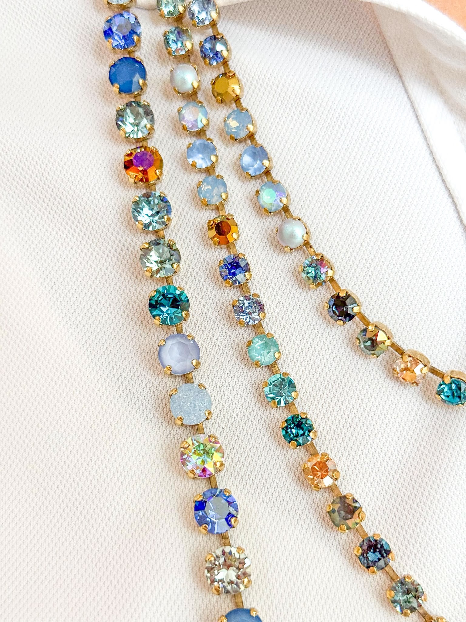 TRIPLE POP NECKLACE IN SKYLIE