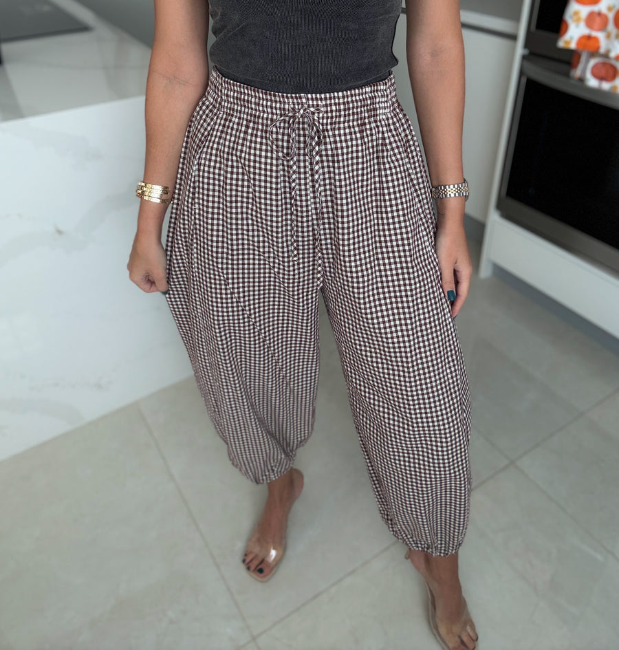 BROWN PLAID PRINT JOGGERS