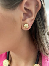 Load image into Gallery viewer, HAMMERED DOT EAR STUDS
