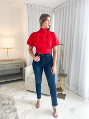SOPHISTICATED CROP TOP
