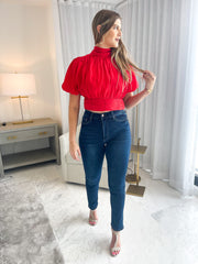 SOPHISTICATED CROP TOP