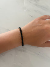 Load image into Gallery viewer, BLACK BEADED/GOLD CHAIN BRACELET

