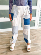 Load image into Gallery viewer, WHITE DENIM PATCH CARGO PANTS
