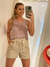 Cargar imagen en el visor de la galería, NATURAL SHORTS
