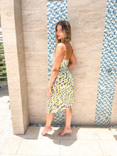 Load image into Gallery viewer, LIME PRINT CHECKERED SARONG
