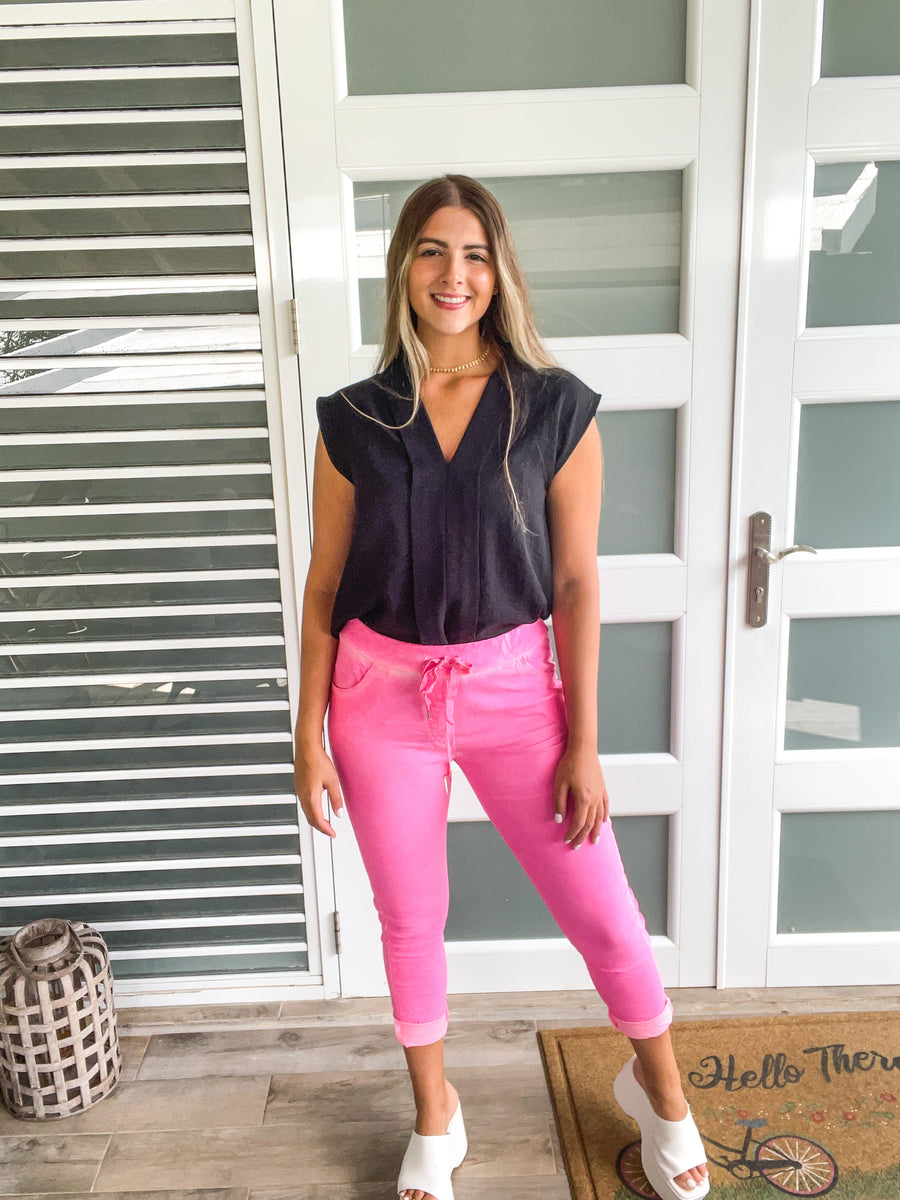 BLACK COLLARED BLOUSE
