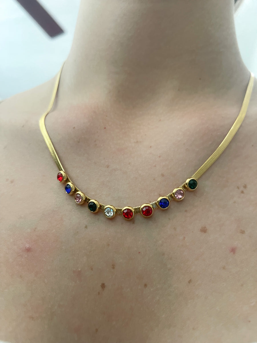 MULTICOLOR CRYSTAL NECKLACE