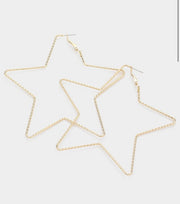 TEXTURED STAR HOOPS