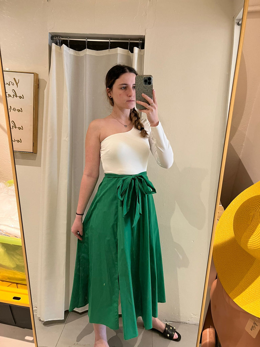 ONE SHOULDER GREEN DRESS Pampas Fashion Boutique ONE SHOULDER GREEN DRESS Pampas Fashion Boutique