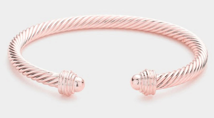 TWISTED CUFF BRACELET