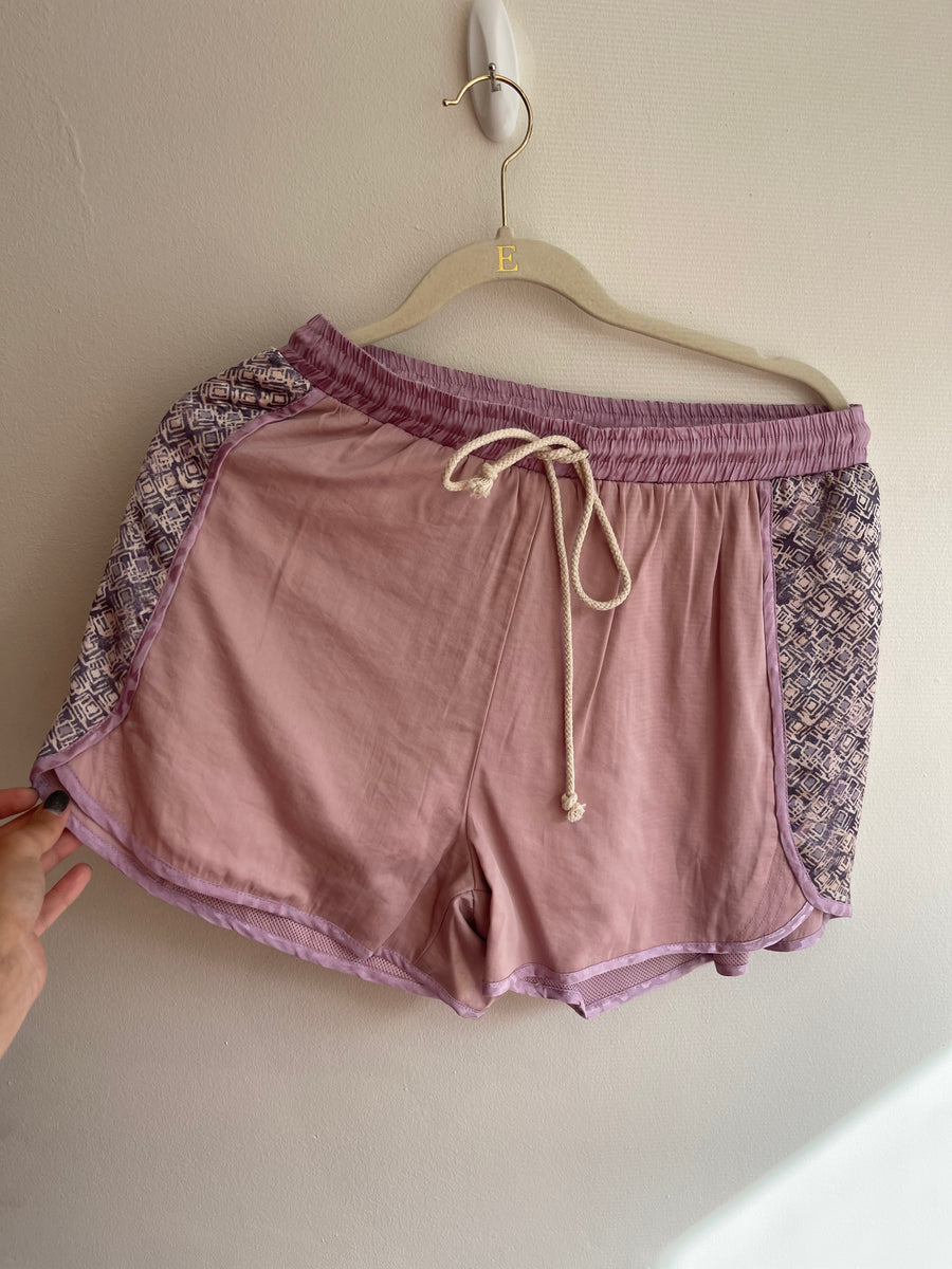 LAVENDER SILKY SHORT