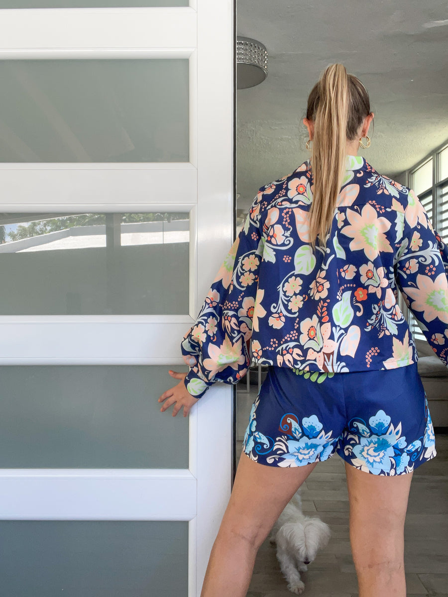 NAVY PEACH BLOUSE