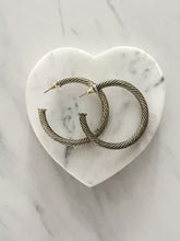 Cargar imagen en el visor de la galería, TWISTED HOOPS

