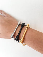 BAR METAL BANGLE