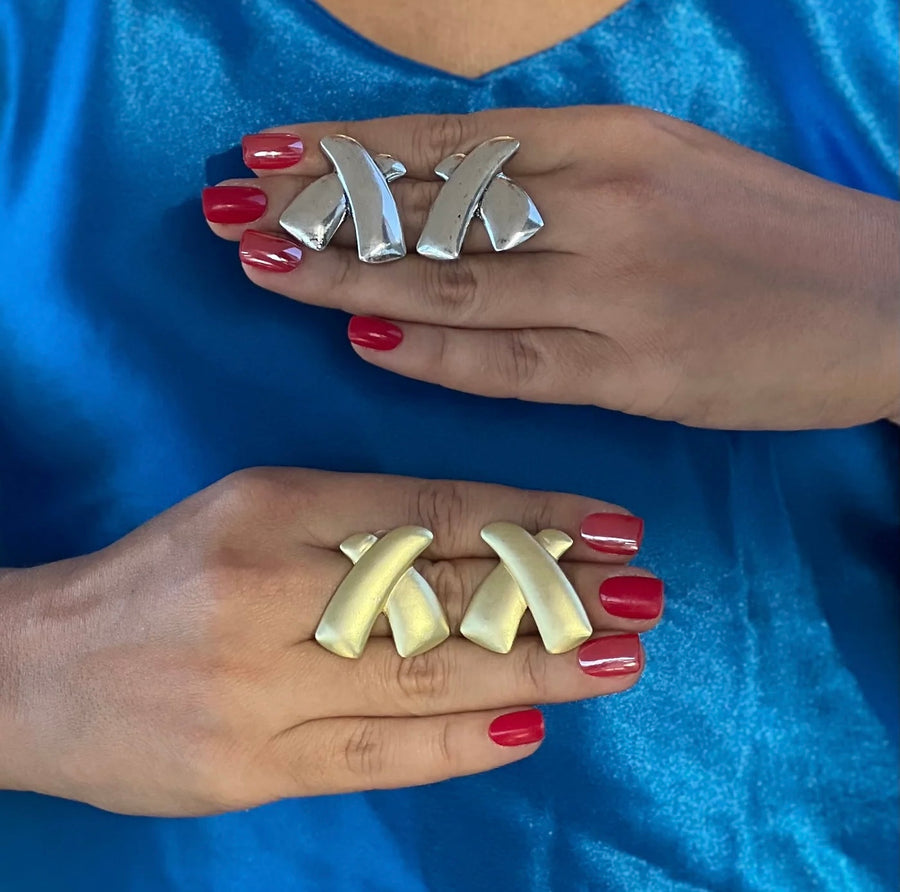 X EARRINGS