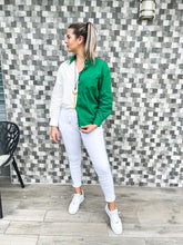 Load image into Gallery viewer, GREEN/WHITE BUTTONED TOP
